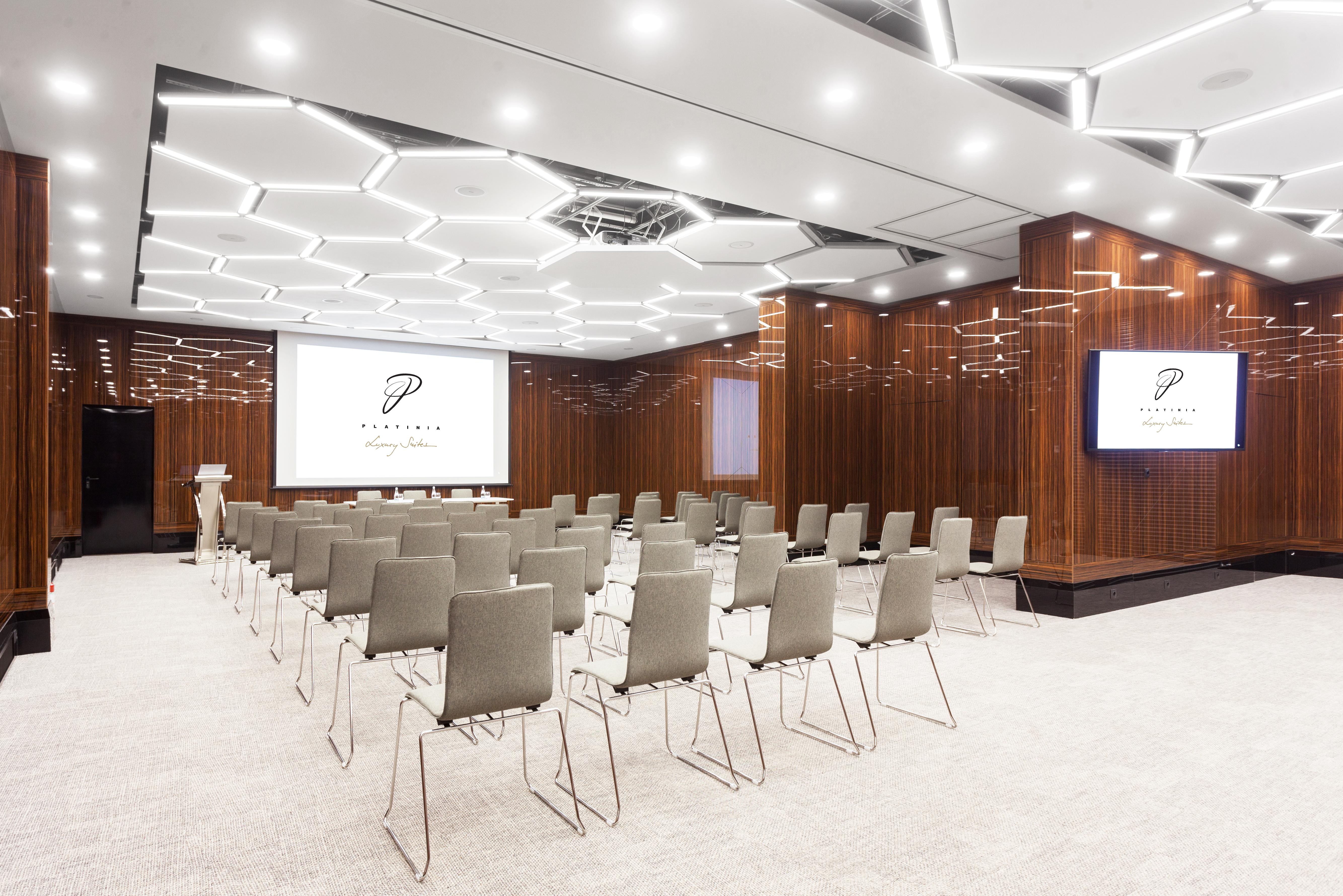 Hotel Platinia Cluj-Napoca Exterior photo The ballroom