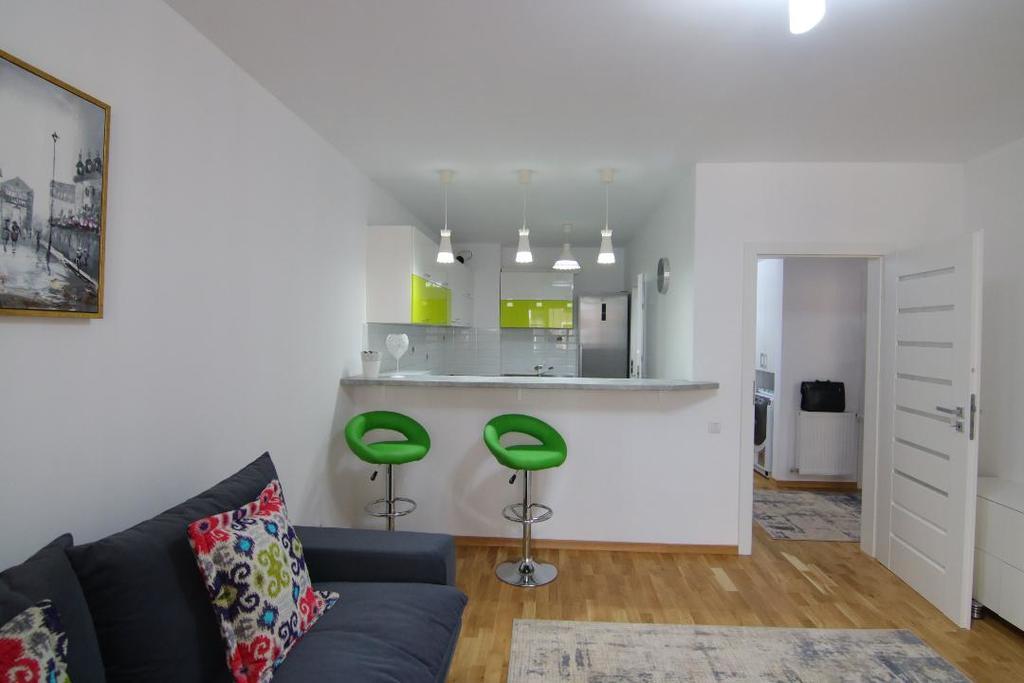 Hotel Platinia Cluj-Napoca Exterior photo A modern open plan kitchen