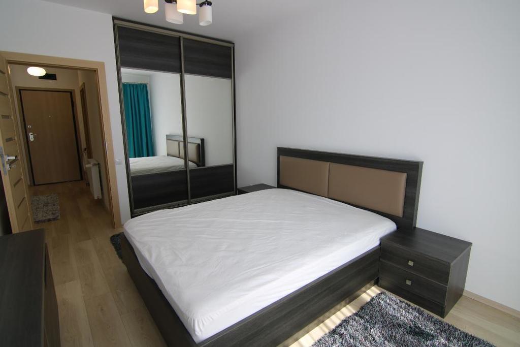 Hotel Platinia Cluj-Napoca Exterior photo A bedroom