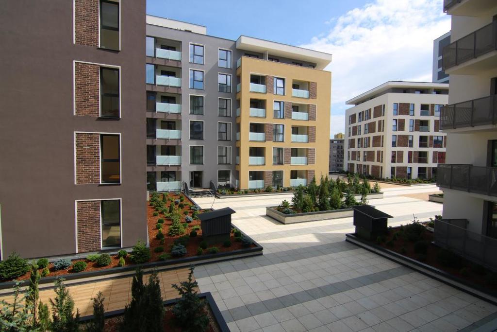 Hotel Platinia Cluj-Napoca Exterior photo Residential buildings in the new town